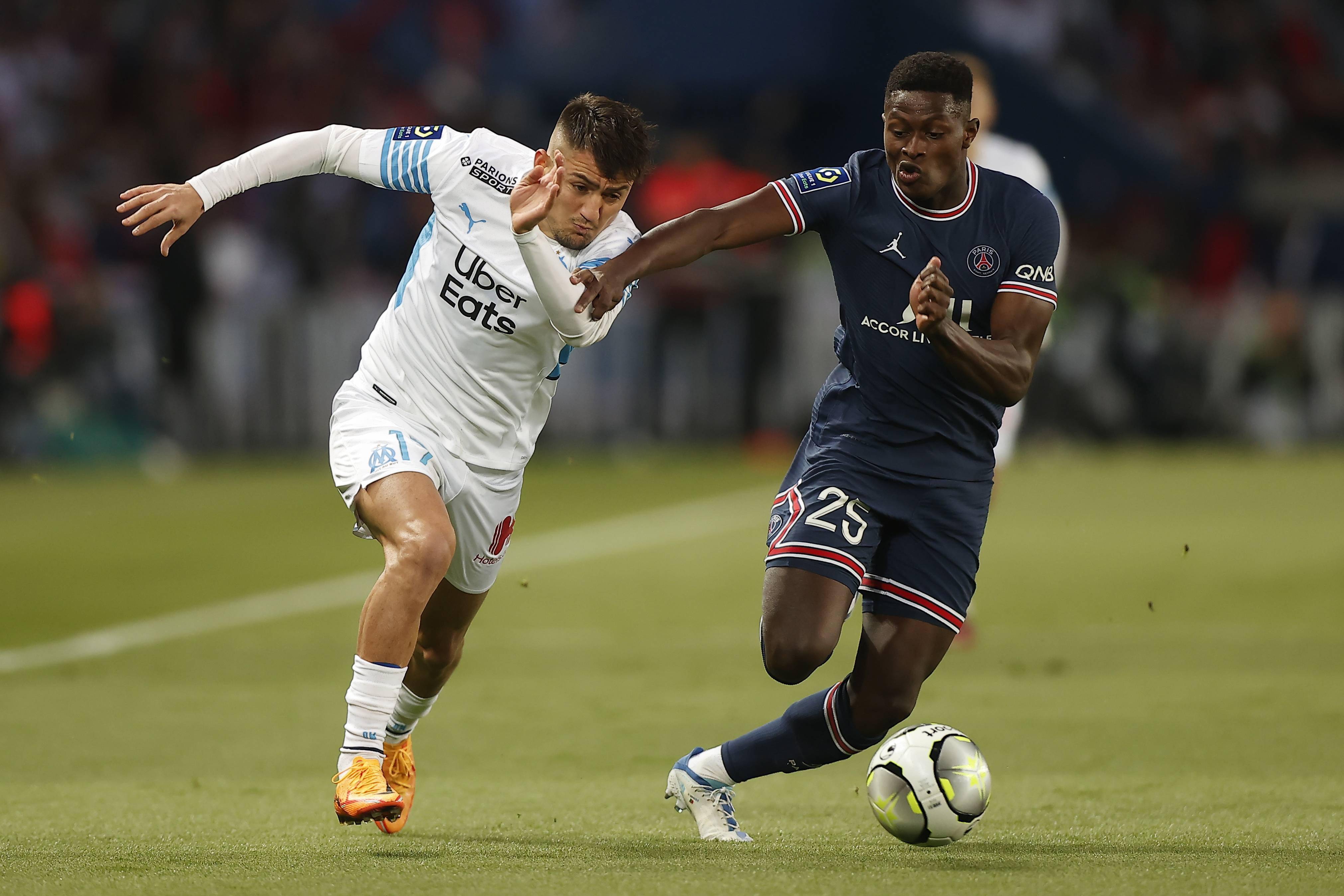 毕尔巴鄂复盘上一场比赛，谋划战术调整